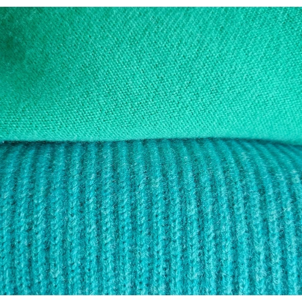30. J.Crew Ribbed cashmere scarf